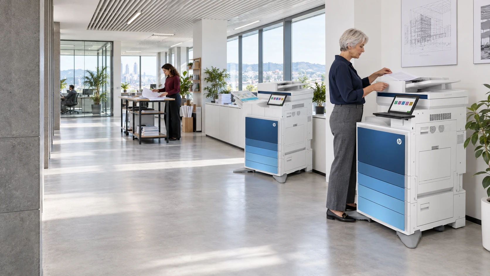 Temsili ofis sahnesi: HP LaserJet Managed MFP Flow E826, HP LaserJet Enterprise MFP 8601 Serisi